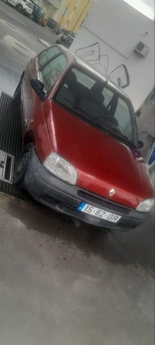 Vendo Renault Clio 1.2 de 1996