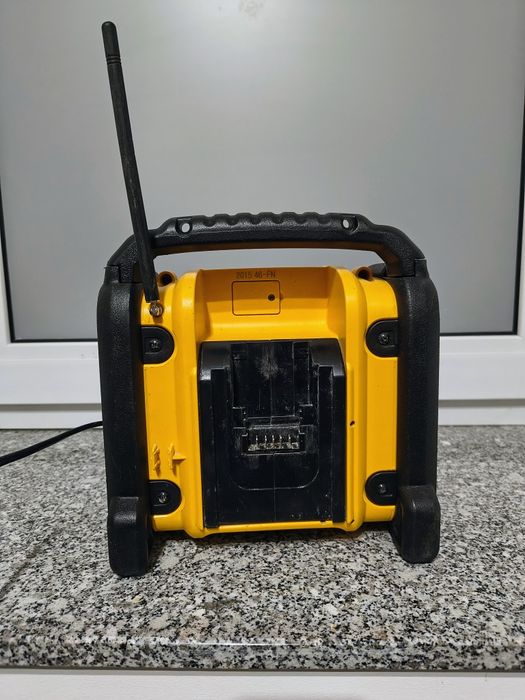 Radio budowlane DeWalt DCR 019