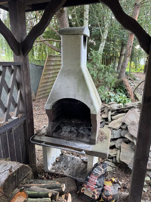 Grill betonowy, piec kamienny do ogrodu, kominek