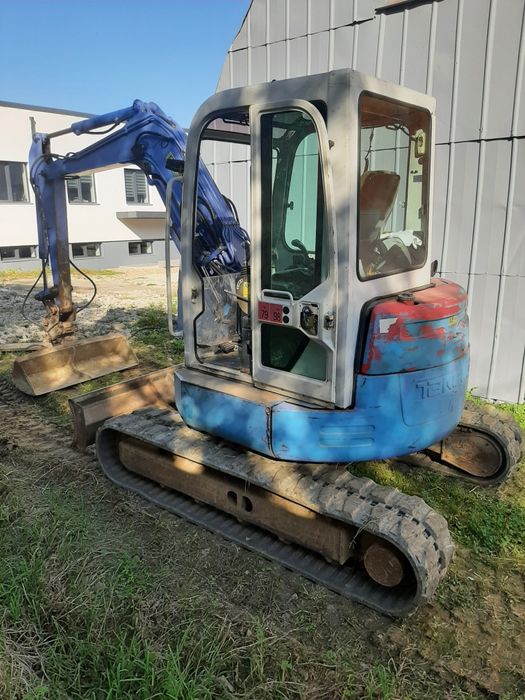 Екскаватор Takeuchi