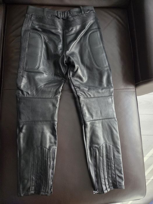 Calças em couro para moto