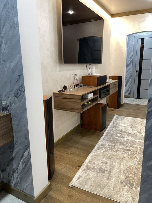 Продаж 4 кім. Квартира 10 мкрн. Лівий берег
