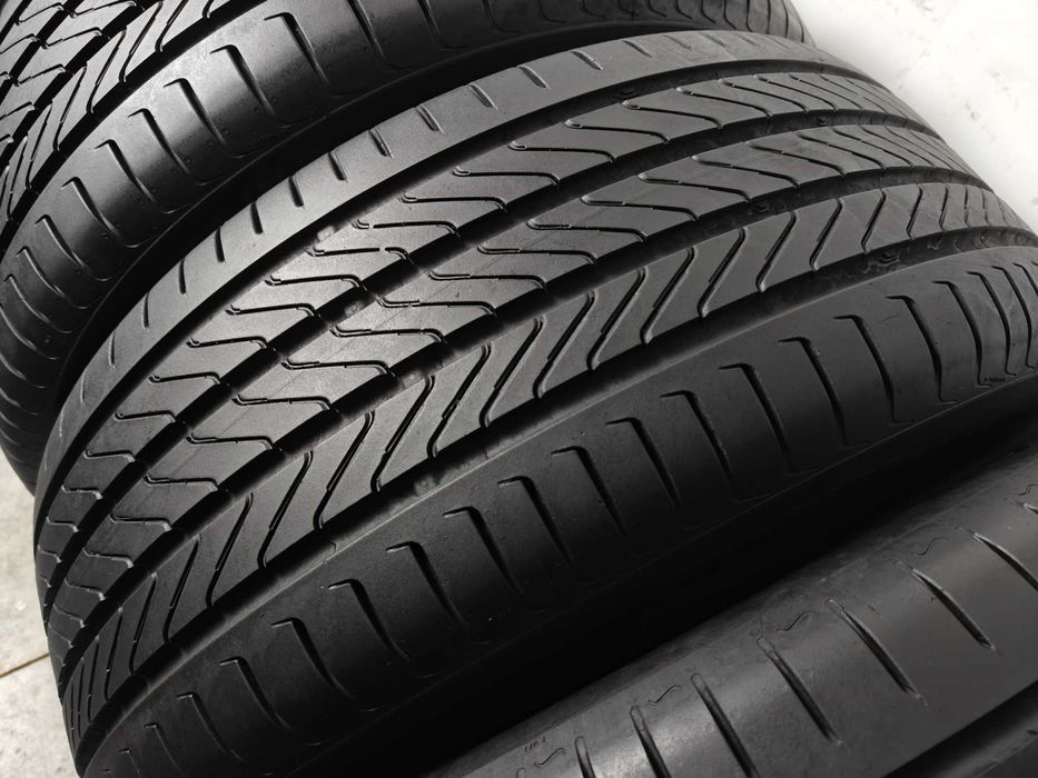 Шини літні комплект 235/50 R19 Continental PrimiumContact C