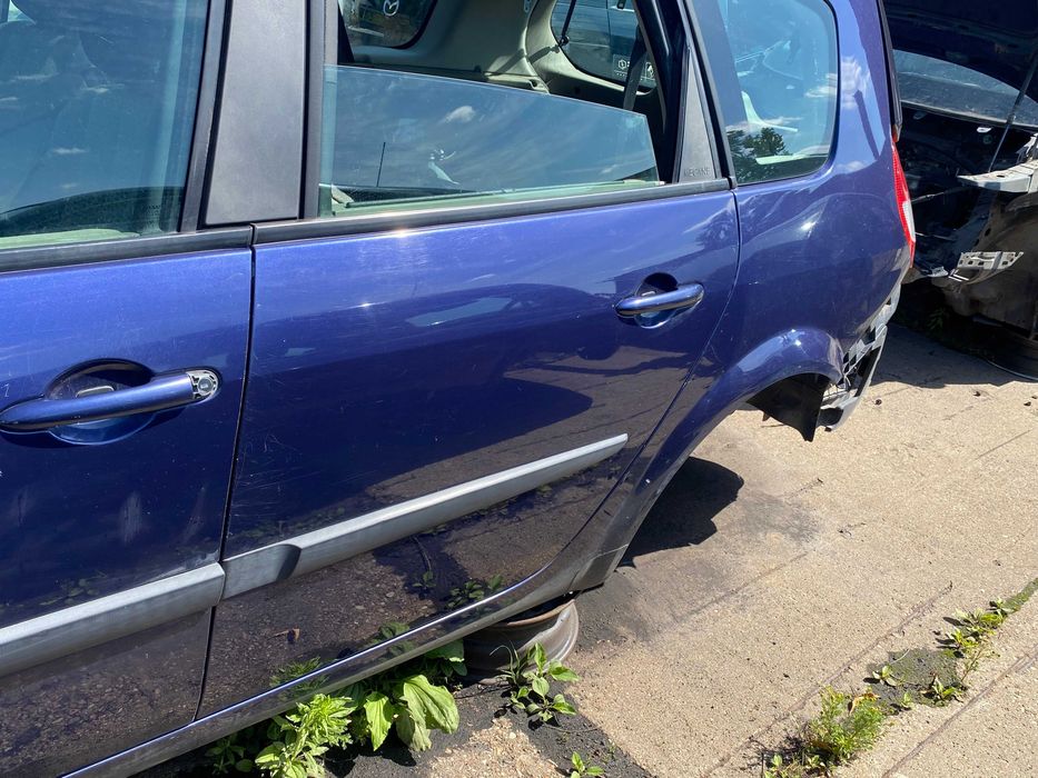 Renault Scenic 2 Drzwi Lewy Przód Kolor TEF43