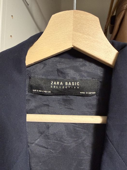 Granatowa marynarka Zara Basic S