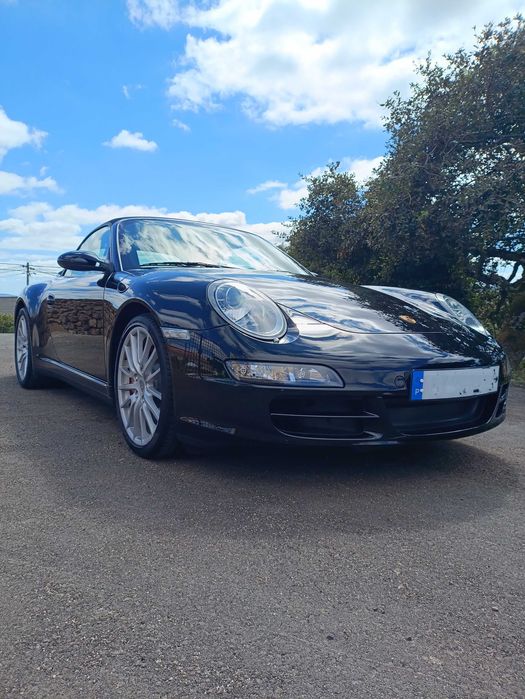 Porsche 911-997 Carrera 4S - cabrio - 2007 - c/caixa manual