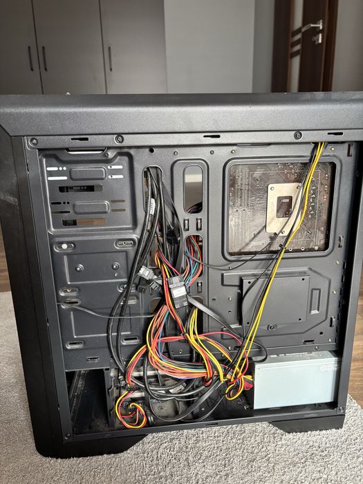 Komputer I3-8100/gtx1050 ti 4gb/12gb ram