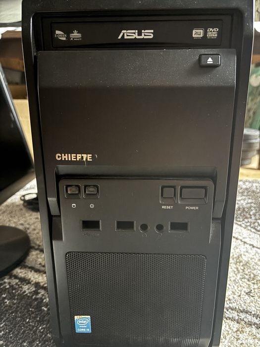 Komputer Chieftec