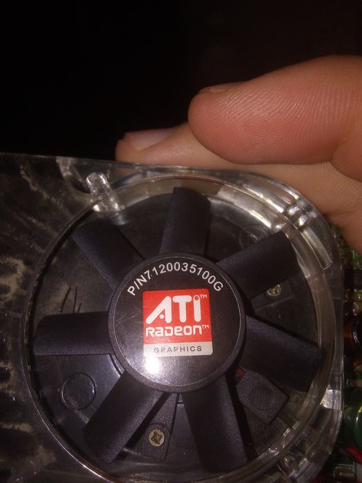 Karta graficzna radeon ATI graphiks