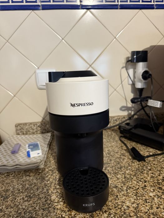 Nespresso Vertou Pop + Kit de descalificação