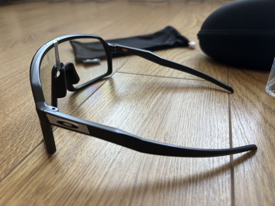 Óculos de ciclismo Oakley Sutro fotocromatico