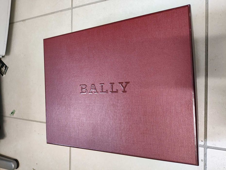Черевики Швейцарського преміум бренду Bally за 650 євро