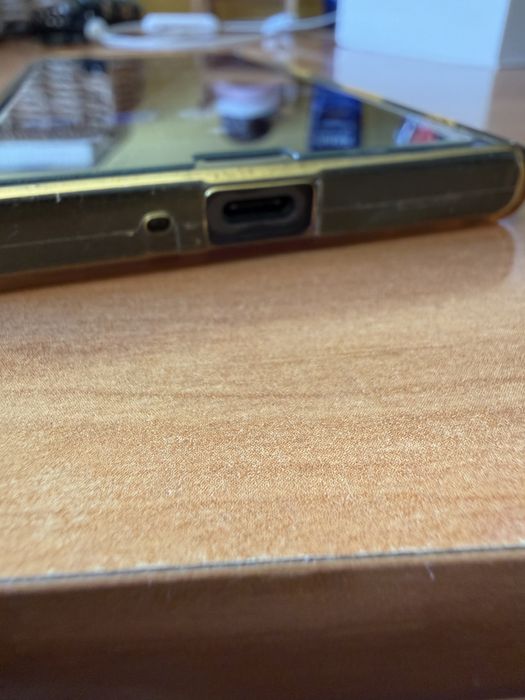 Telefon Sony Xperia XZ F8331