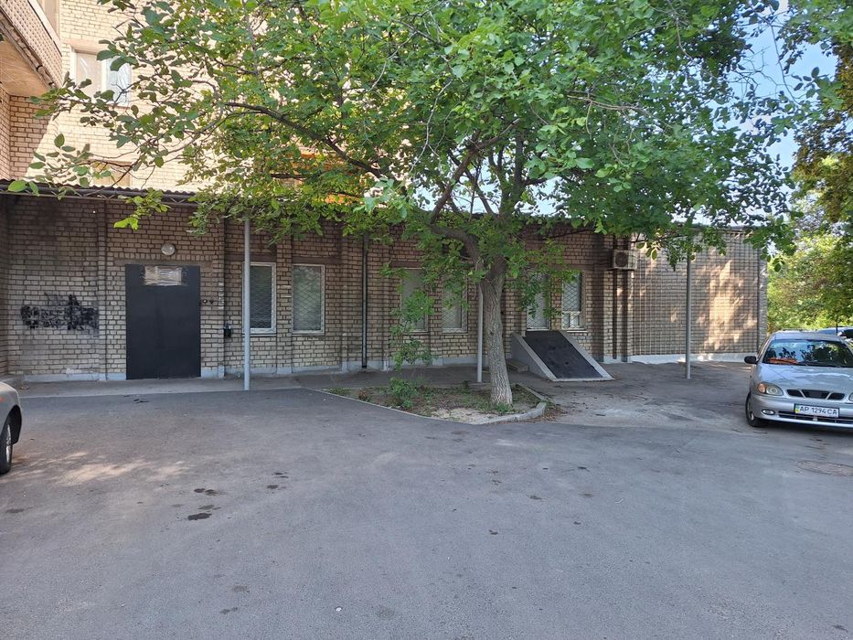 Масштабний простір 600+ м² на Бабурці: рішення для вашого проєкту