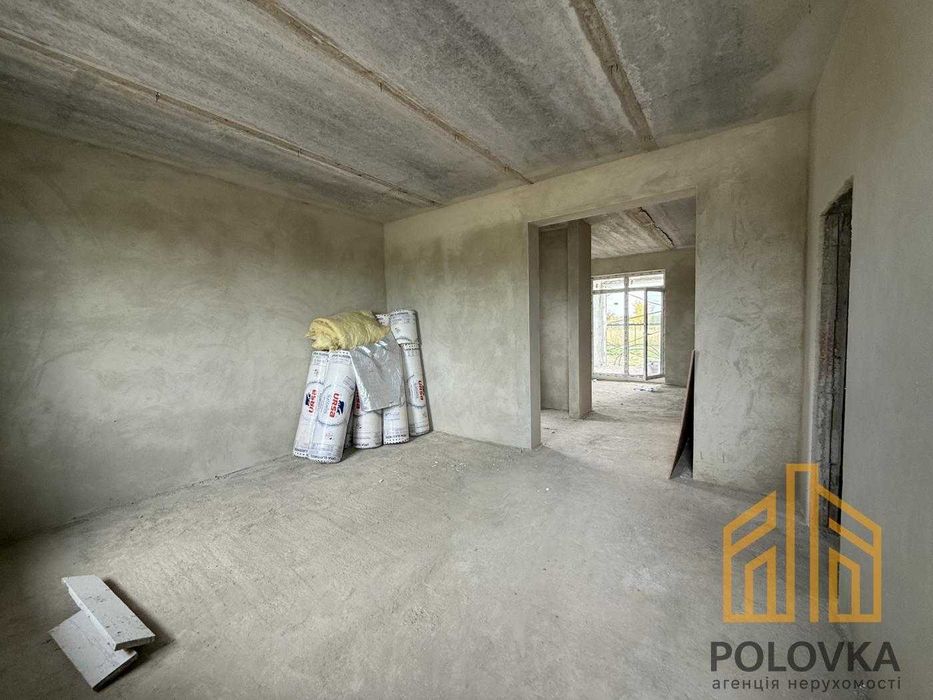 Продаж 2-поверхового дуплексу, Садовий