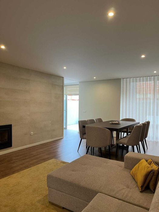 Conjunto de móveis de sala e quarto