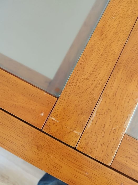 Mesa extensível de madeira maciça + vidro