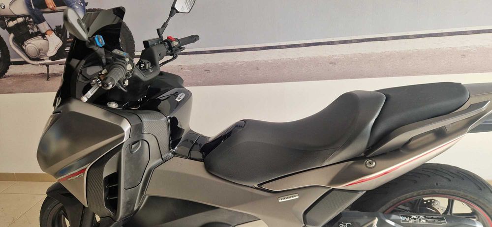 Honda INTEGRA 750S inpecavel
