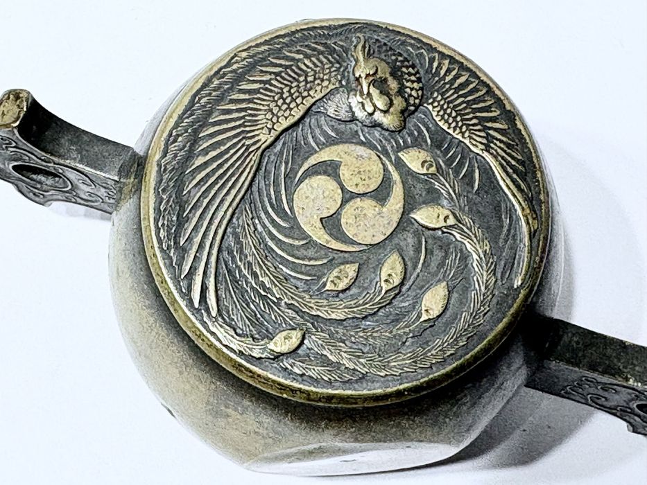 Antigo queimador de incensos asiático em bronze Sec XIX