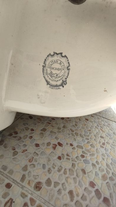 Lavatório Antigo da Gilmar Cia
