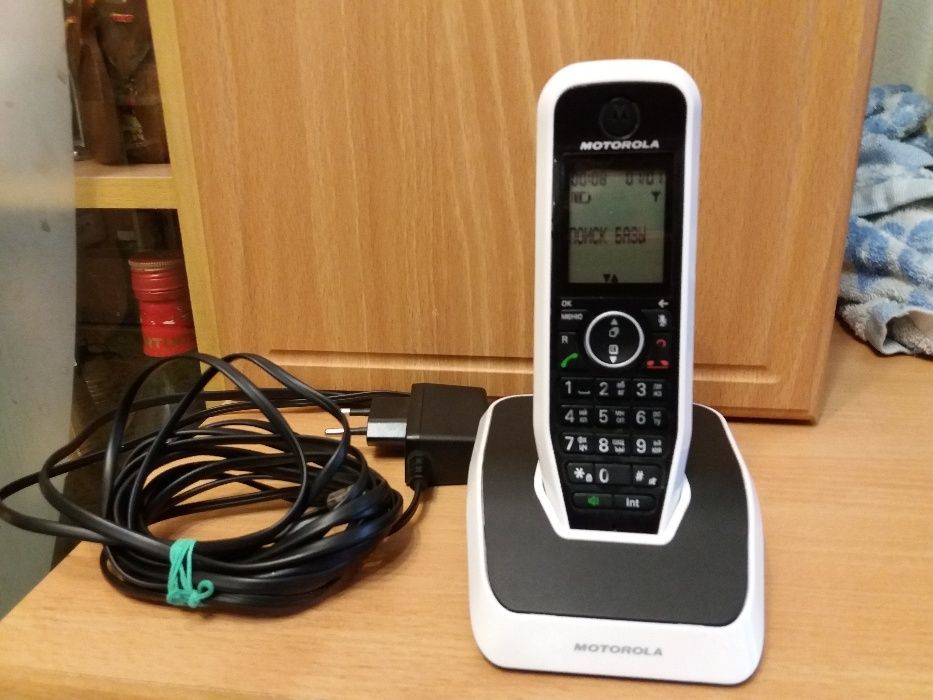 Продам телефон