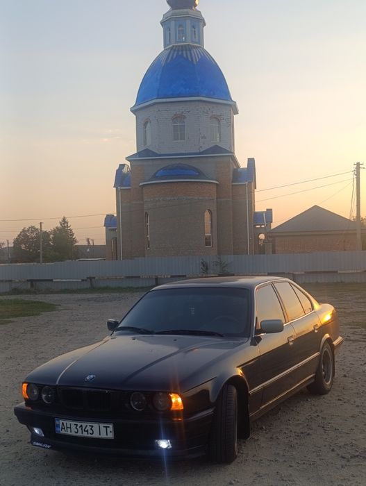 Продам Бмв е34 525