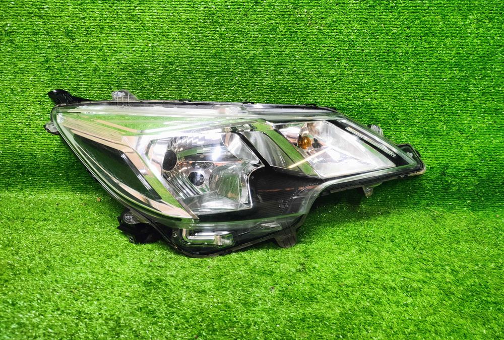 Reflektor Prawy Lampa Przednia Prawa Mitsubishi Space Star II 2020-