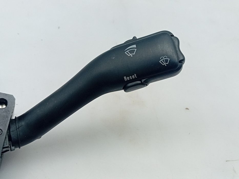 Conjunto / manetes de luzes e limpa vidros AUDI TT (8N3)