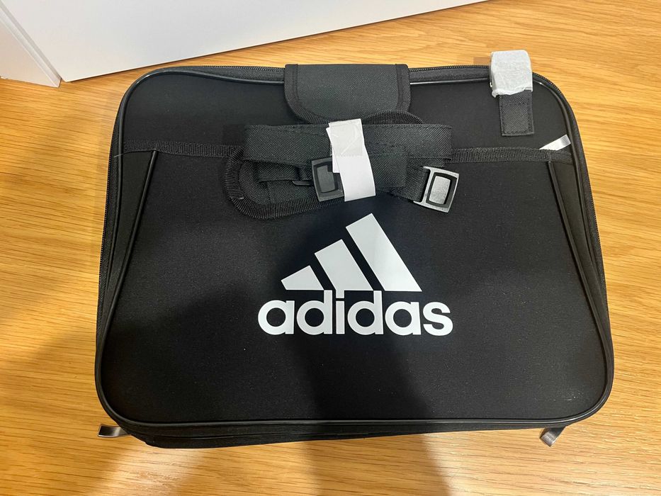 Bolsa para portátil Adidas nova