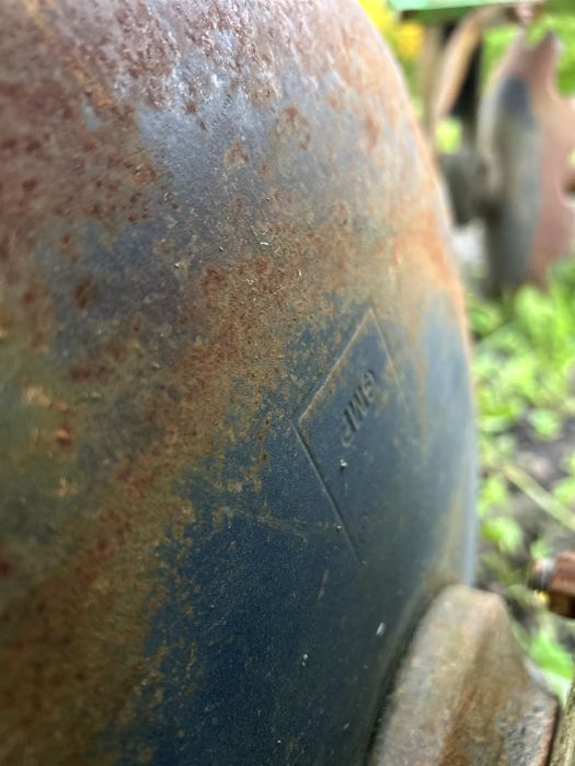 Бомет 2.10 як нова з заді 11 дисків