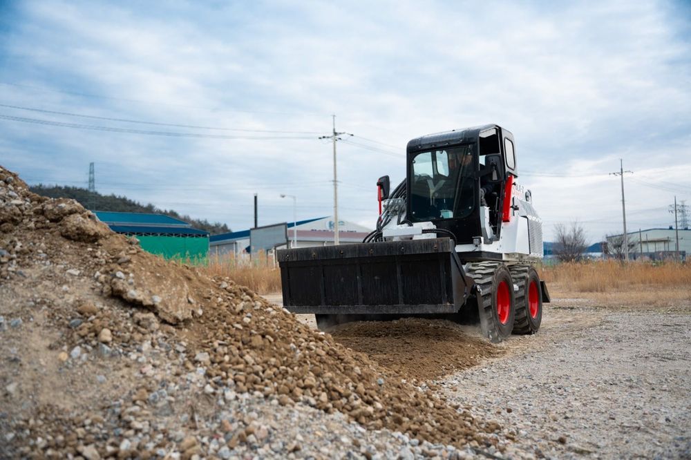 NOWA Koparko Ładowarka Terenowy wózek widłowy Ładowarka obrotowa Ciągnik 4x4 KUBOTA