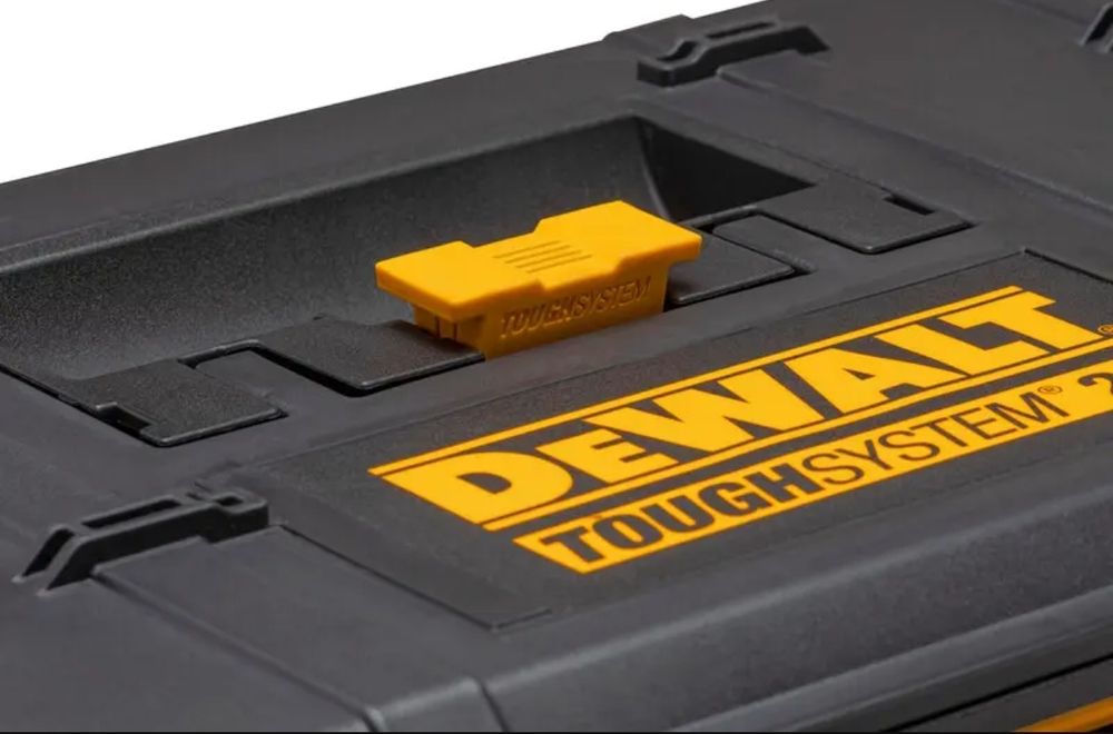 Аксесуари DeWALT - Кейс для перенесення інструментів, 2 відділення DWS