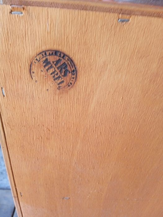 Комод фабричний(горіх)Польща