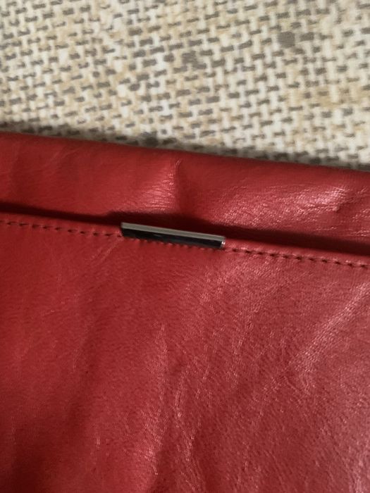 Czerwona portmonetka damska