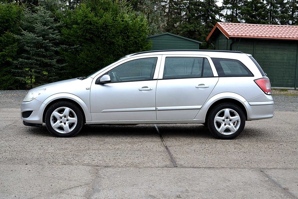 Opel - Astra 1.3 cm Diesel , klima , super stan , okazja !