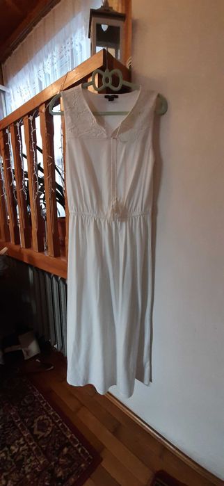 Biała sukienka bawełniana maxi na gumce koronka M 40 L 42