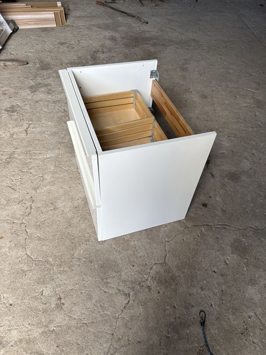 Szafka lazienkowa lakierowan IKEA