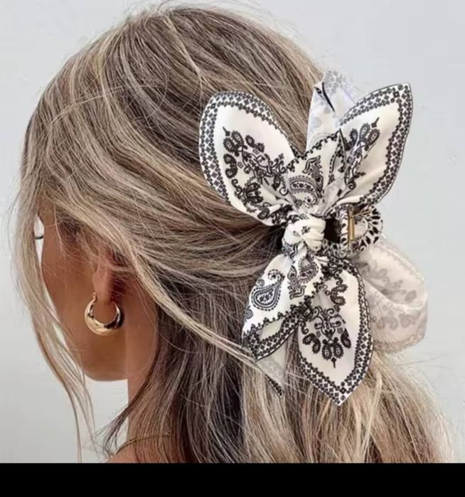 Заколка-платок для волосся