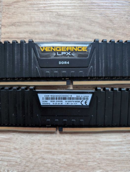 RAM Corsair Vengeance LPX 2x8GB DDR4 3000MHz CL16