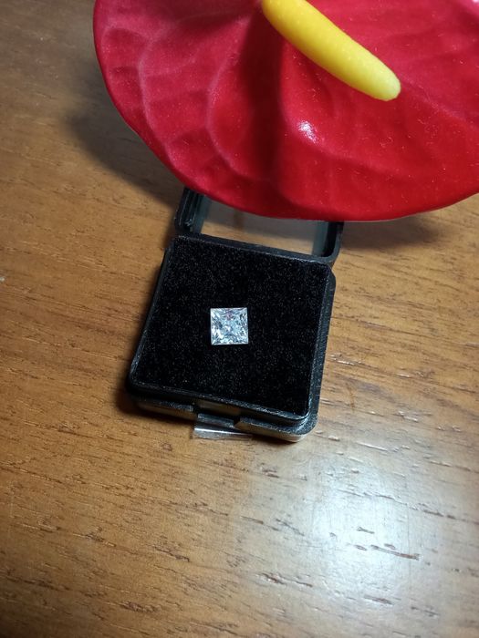 Diamante CVD  Princesa Brilhante — 1.10 Quilates