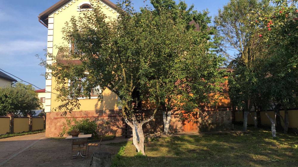 Продам будинок 513квм в с. Солонка (р-н ТЦ Кінг Крос і Арени Львів)