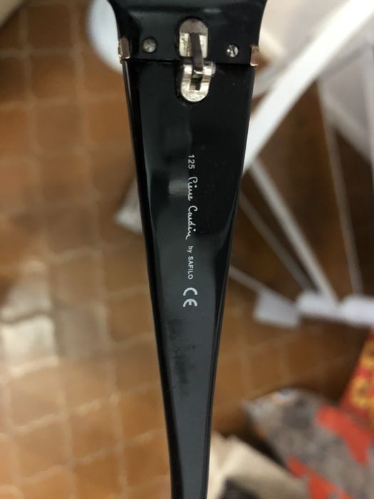 Vendo óculos de sol64284991843713123