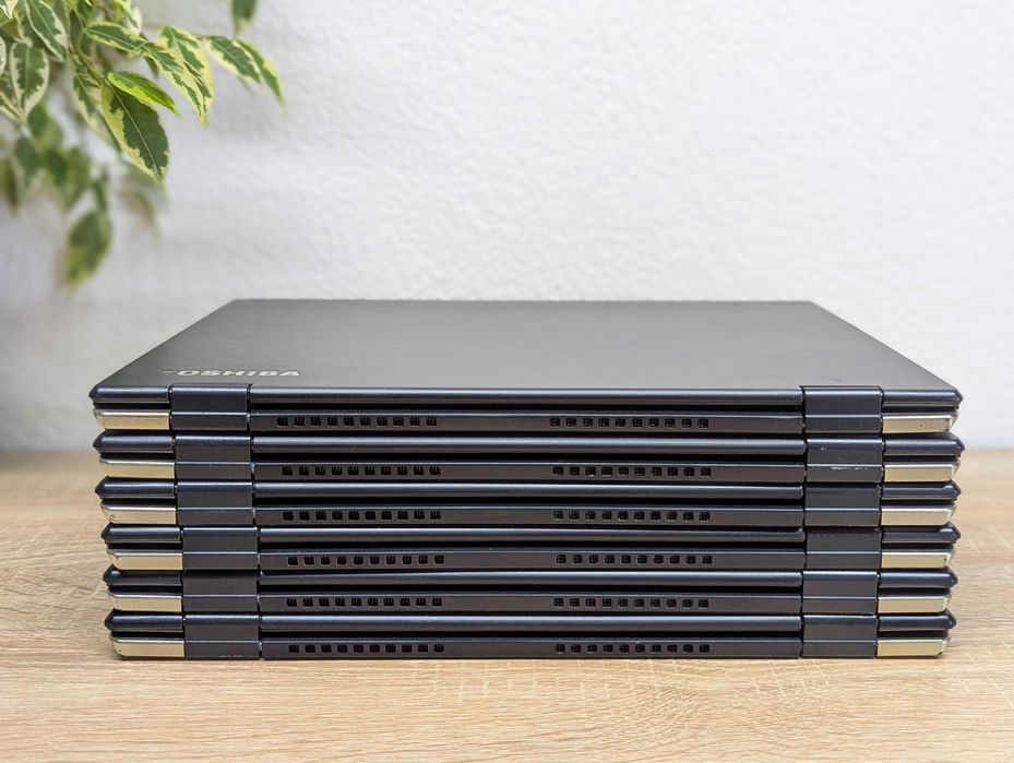 ОПТ Ноутбук Б/В Toshiba X20W-D x360:12.5/i5-7300U/16GB/128Gb(T160)