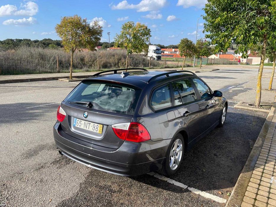 BMW 318d Touring (2008) – Muito Equipada | Manutenção em Dia