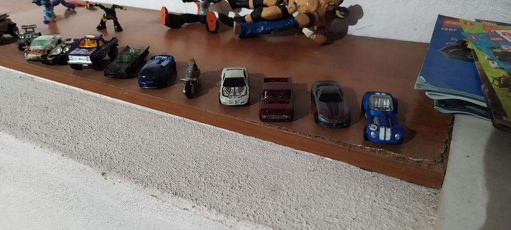 Carros Hotwells originais