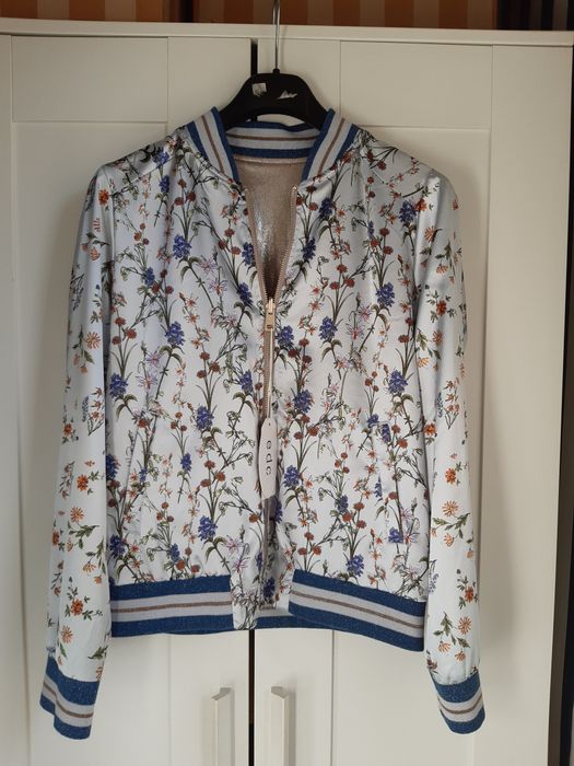 Nowa dwustronna bomberka Esprit z papierową metką rozmiar S