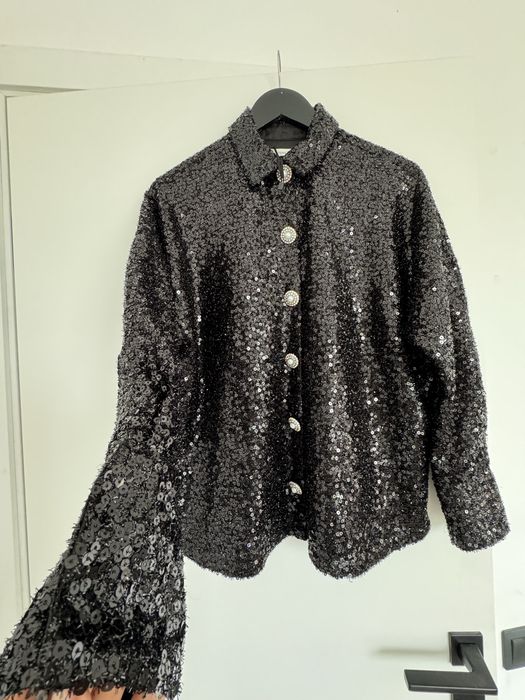 Сорочка в паєтках бренду Uterque