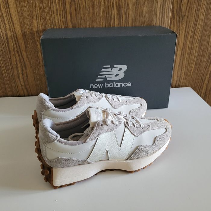 Damskie sneackersy New Balance model 327 rozmiar. 40