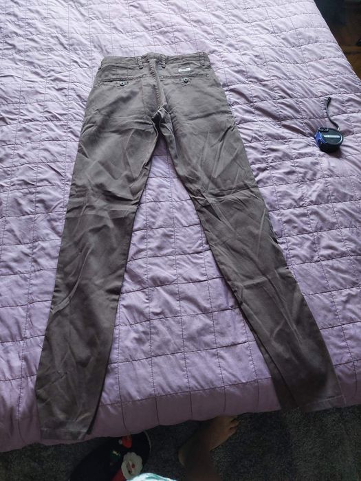 Штани на підлітка