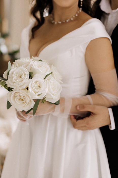 Весільна сукня+рукавички